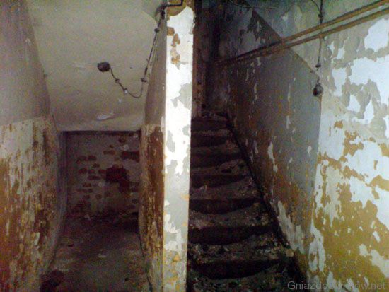 Piwnice szpitala / Fot. Jaras