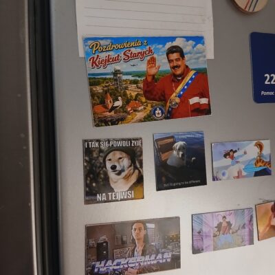 Popkultura w pełnej krasie – DIY magnesy z memami.